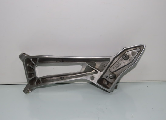 Main step holder right Moto Guzzi V85 TT