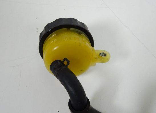 Rempomp achter Honda CBR 600 FS Sport