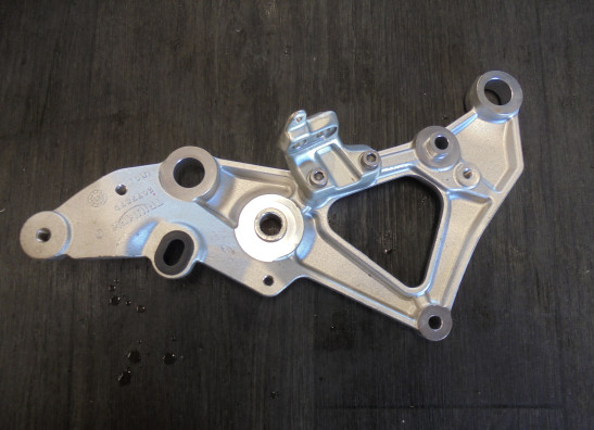 Fussrastetrager vorne rechts Triumph Tiger 1200 Explorer GT PRO