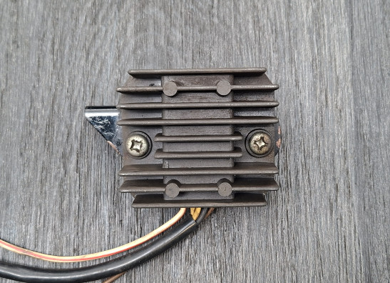 Regler Gleichrichter Kawasaki KZ 440