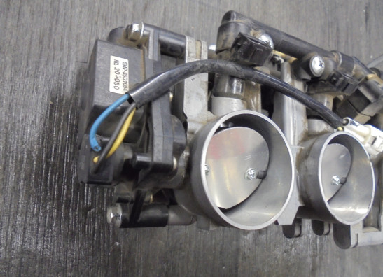 Throttle body Suzuki GSX R 1000