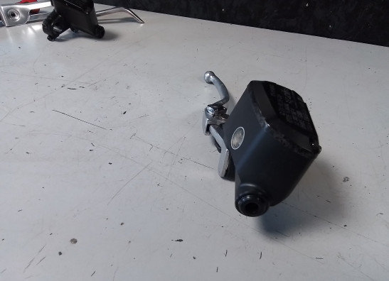 Rempomp Aprilia Shiver 750