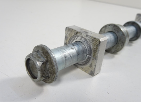 Rear axle Kawasaki VERSYS 650