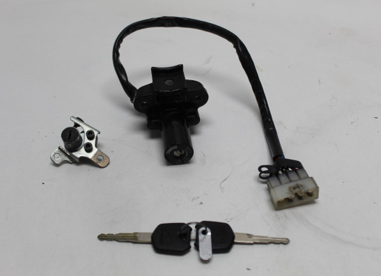Contact slot Kawasaki Z 300