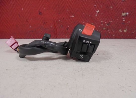 Handlebar switch assy right Honda CBR 1100 XX