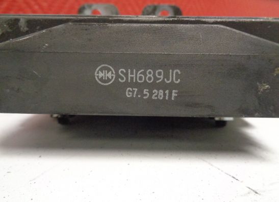 Spanningsregelaar Vespa Gts 300