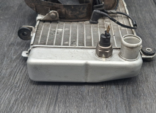 Radiator Honda VFR 750