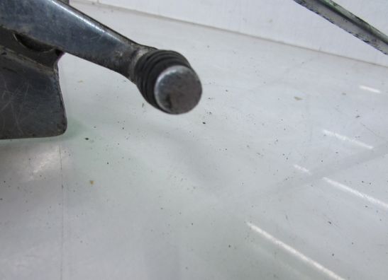 Fussrastetrager vorne links Suzuki GSX R 750