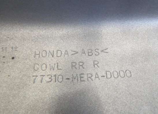 Rechter achterkant Honda CBF 1000