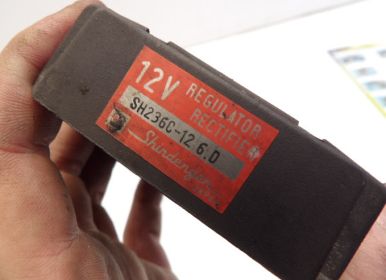 Regulator rectifier  Honda CBR 1000 F