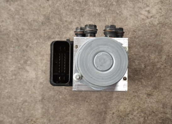 ABS pomp Ducati Monster 821