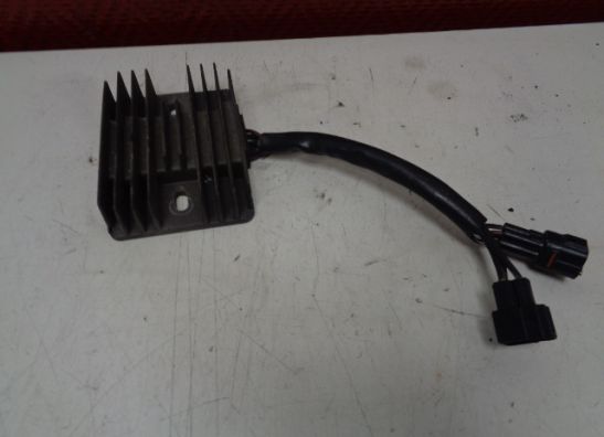 Regulator rectifier  Suzuki GSR 750