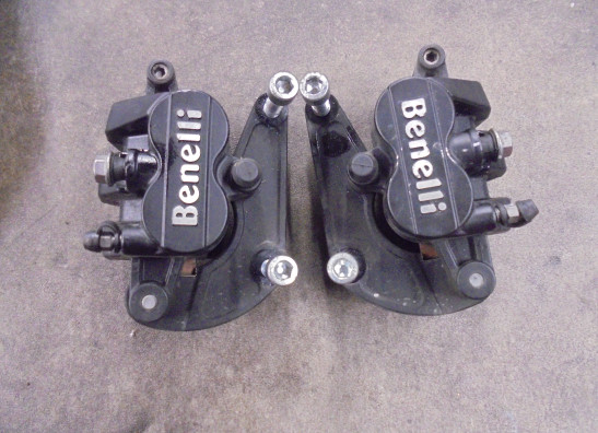 Remklauwen Benelli TRK 502 X