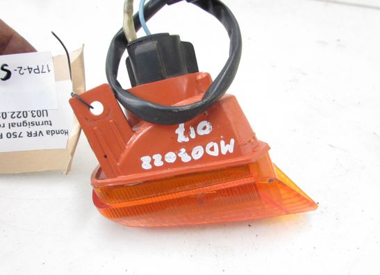 Blinker vorne rechts Honda VFR 750