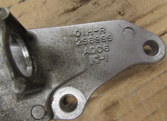 Main step holder right Suzuki GSX R 750