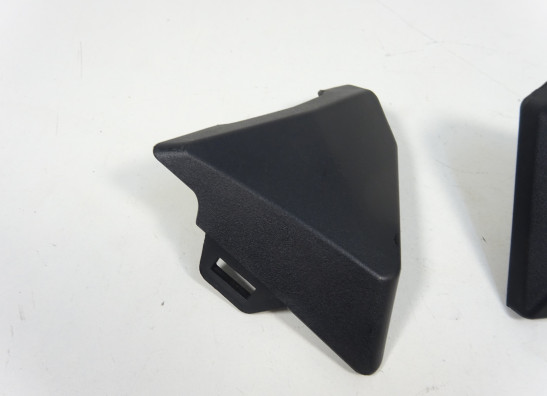 Cowl inner right Benelli 302 R