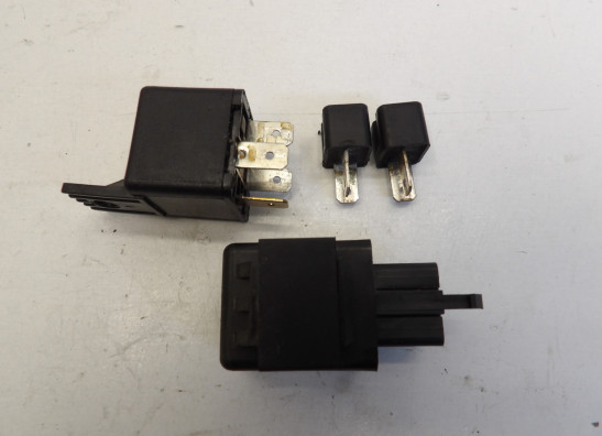 Relais unit Kawasaki VN 800