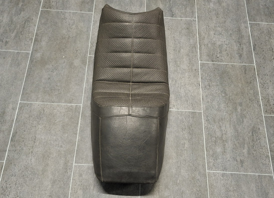 Zadel Honda VF 700  750 S Sabre