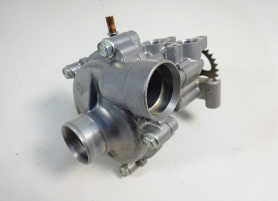 Water pump Yamaha FZ1