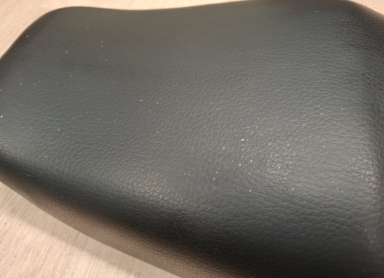 Zadel Honda VF 700  750 F