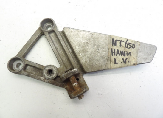 Fussrastetrager vorne links Honda NT 650 GT Hawk