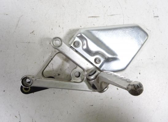 Main step holder left Aprilia RSV 1000