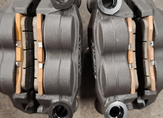 Bremssattel Bremszangen vorne Honda CRF 1000 Africa Twin