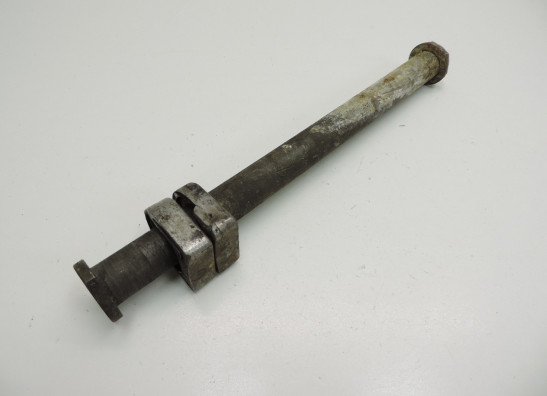 Rear axle Aprilia RSV 1000