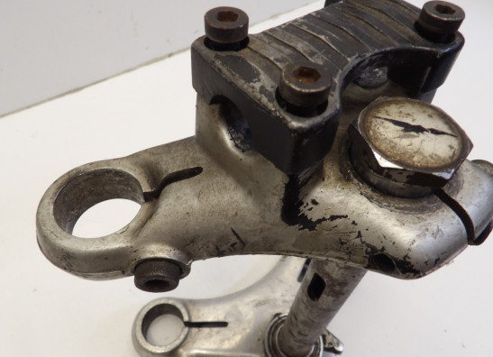 T stuk + kroonplaat Moto Guzzi V35 V50 V65