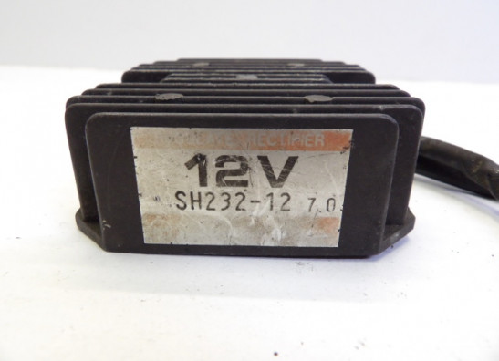 Regler Gleichrichter Honda CB 400