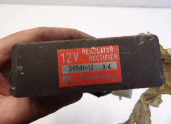 Spanningsregelaar Honda VF 700  750 S Sabre