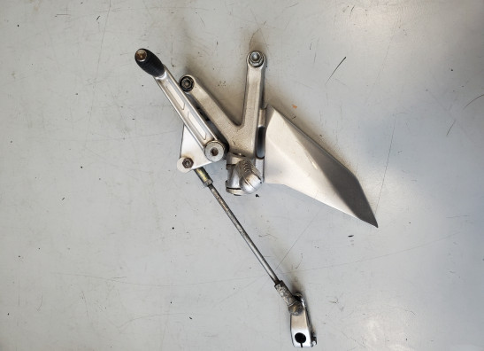Voetsteun links Aprilia RST 1000 Futura 2001-2004