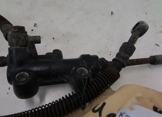 Rempomp achter Kawasaki GPZ 1000