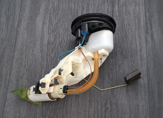 Brandstofpomp BMW K 1600 GT