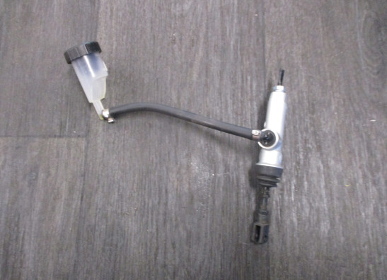 Rempomp achter BMW F 800 GT 2016-2018