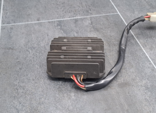 Regulador del voltaje Yamaha XTZ Tenere