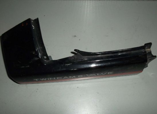 Rechter achterkant Kawasaki GPZ 500