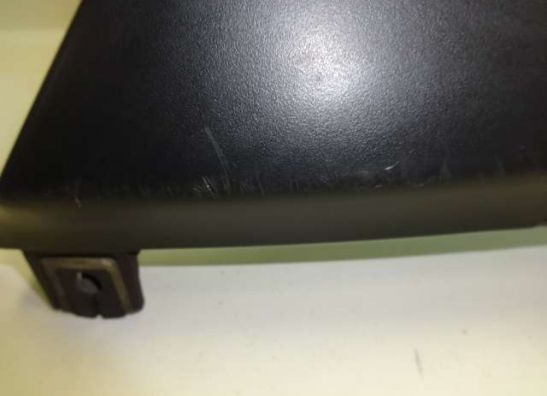 Cowl under Honda VFR 750