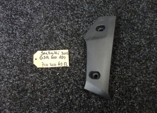 Cowl right small Suzuki GSR 600