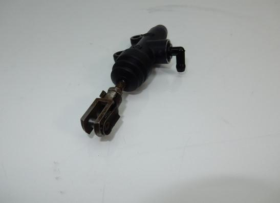 Rempomp achter Ducati monster 900