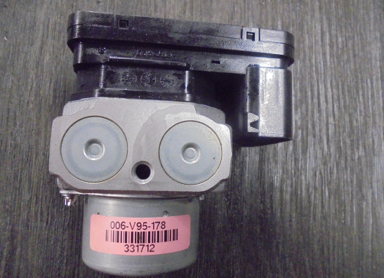 ABS pomp Honda NC 750 X