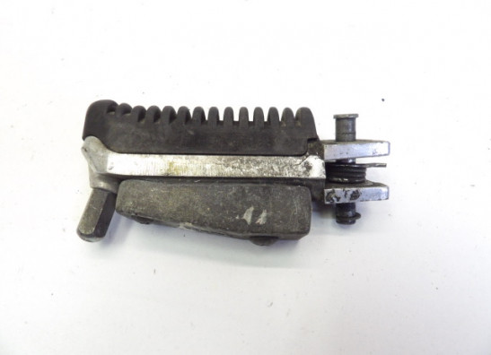 Fussraste rechts Suzuki GSX R 1300 Hayabusa