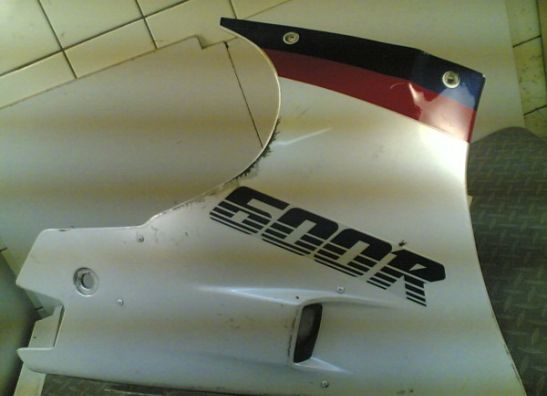 Cowl under Kawasaki GPX 600