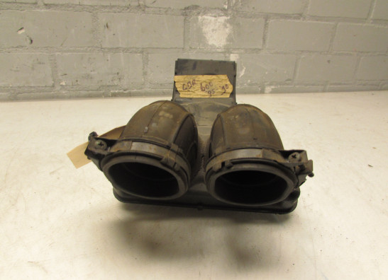 Lufteinlass mitte Honda CBR 600 F