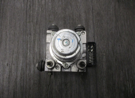 ABS pomp Triumph Sprint ST 1050