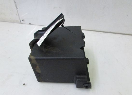 Batterie befestigung Triumph Sprint 900