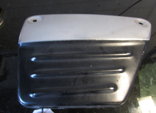 Cowl right small Yamaha V max