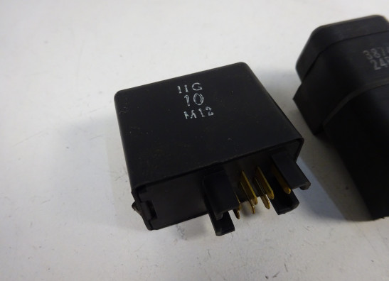 Relais unit Suzuki GSR 600