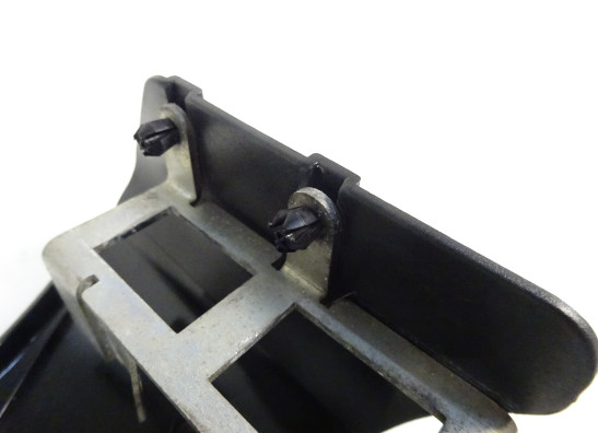 Topkuip verbinding onder KTM 990 Superduke