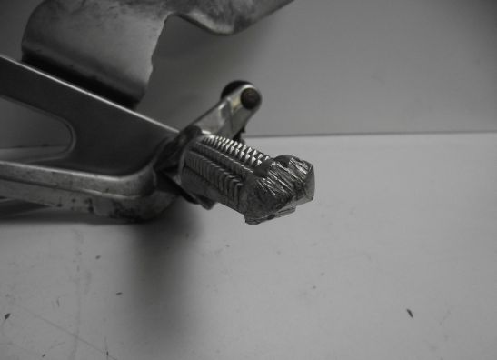 Fussrastetrager vorne links Yamaha YZF R1